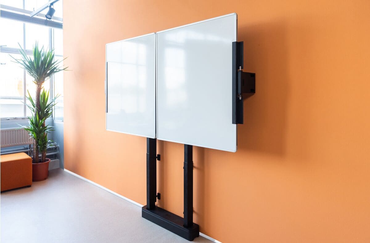 Vogels RISE A218 Whiteboard-Set 86" für motorbetriebenes RISE Display-Liftsystem für  Boden-Wand-Lösung