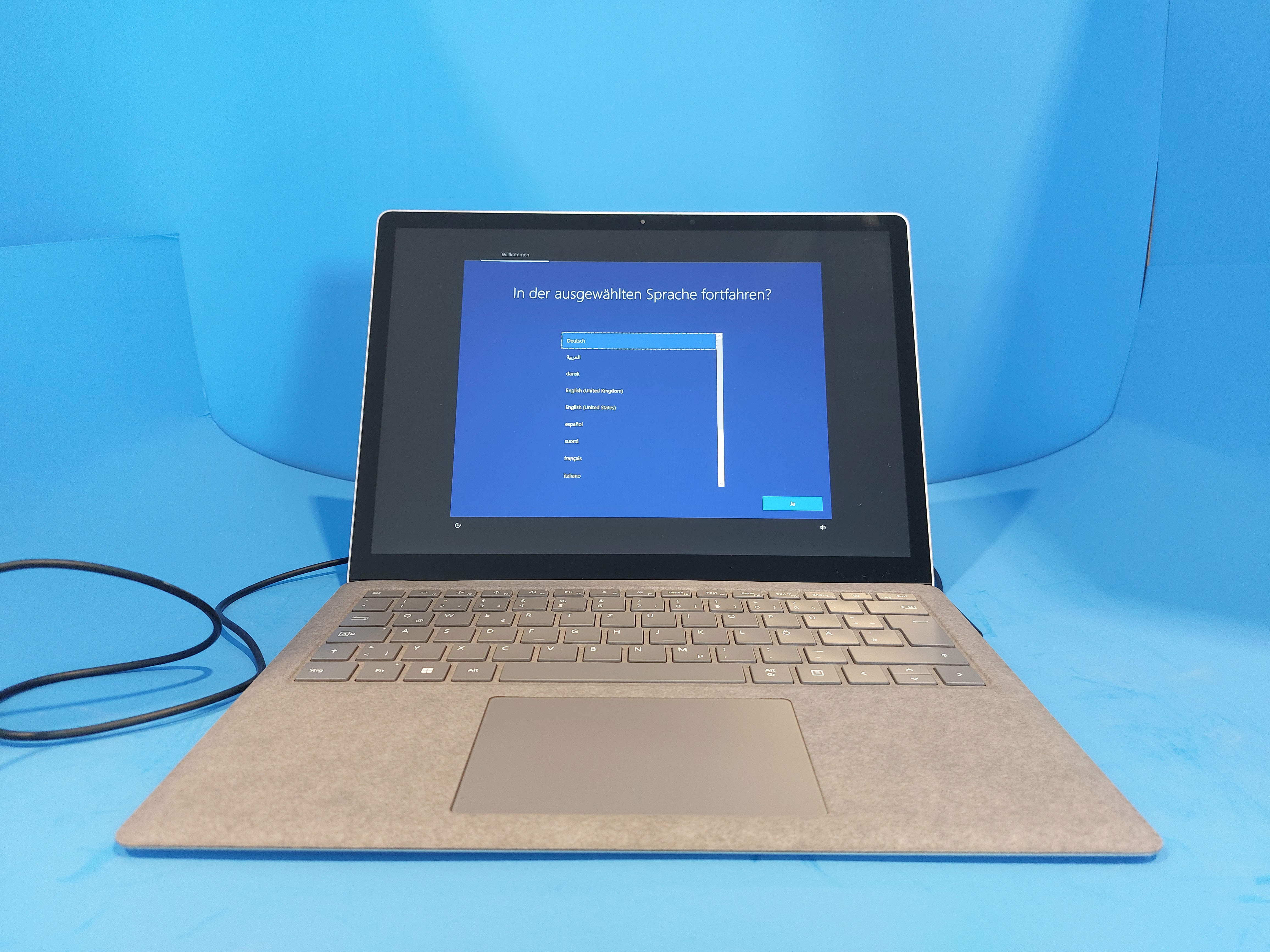 Microsoft Surface Laptop 4 for Business | 13,5" | Alcantara Tastatur | Intel Core i7 1185G7  | 16 GB  RAM | 512GB SSD | Platin | Windows 10 Pro | 1591